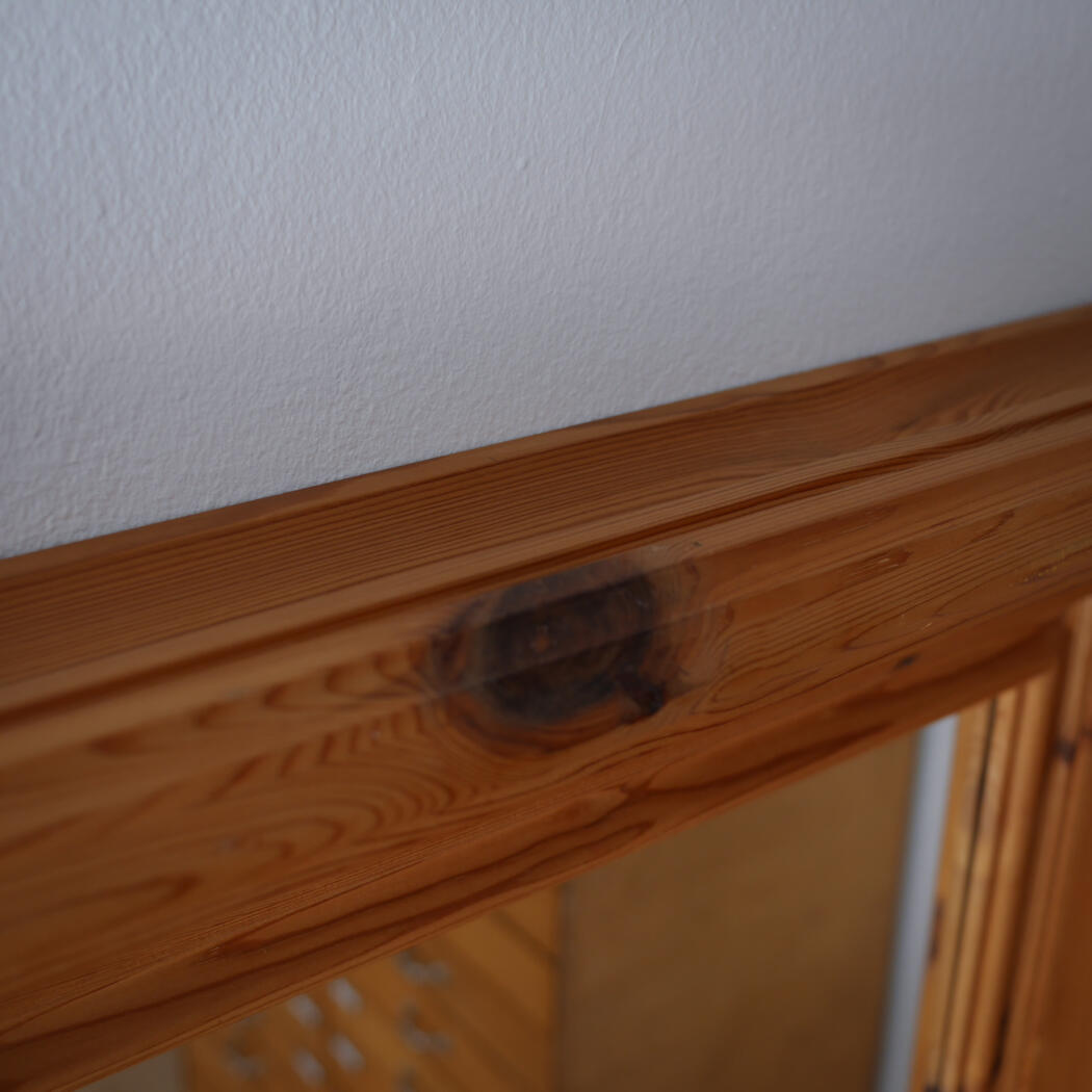 Storslået Træ Spejl med Flotte Udskæringer 5