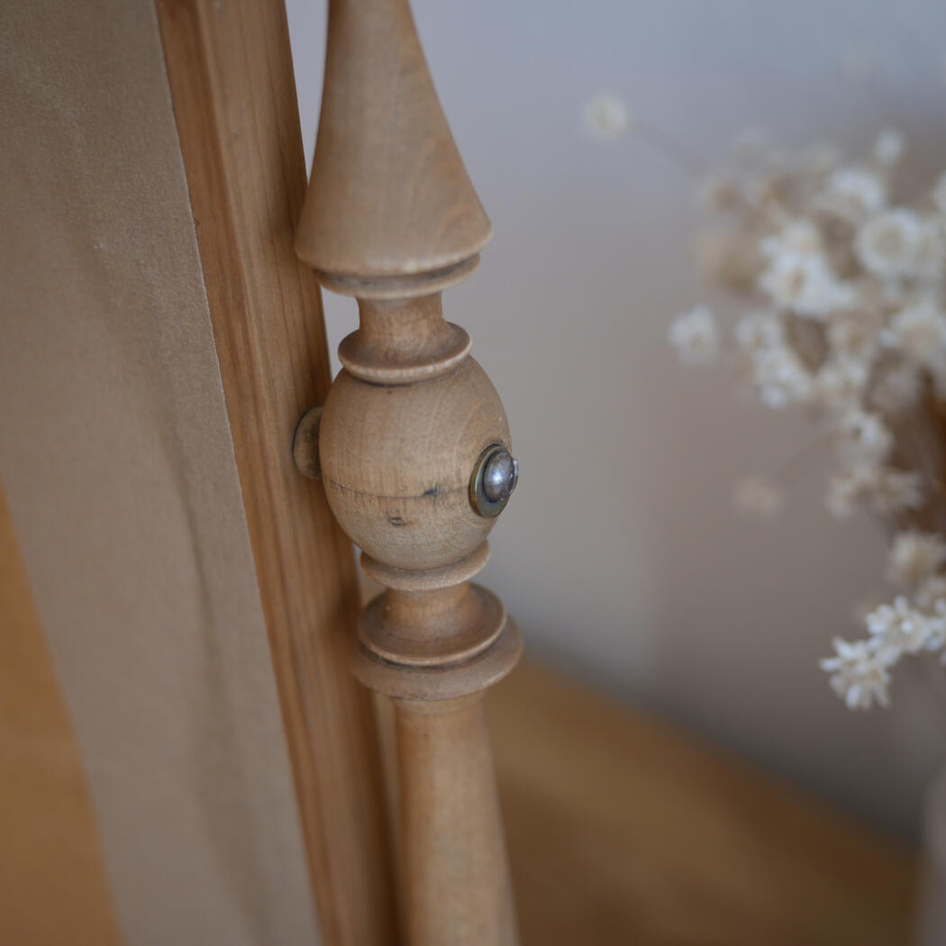 Lille Vintage Træspejl med Skuffe 8