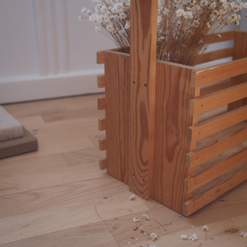 Magasinholder i Træ med Tremmer 2