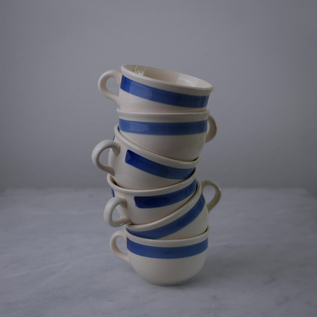 Hvide Kaffekopper med Blå Stribe, 2 stk. 1
