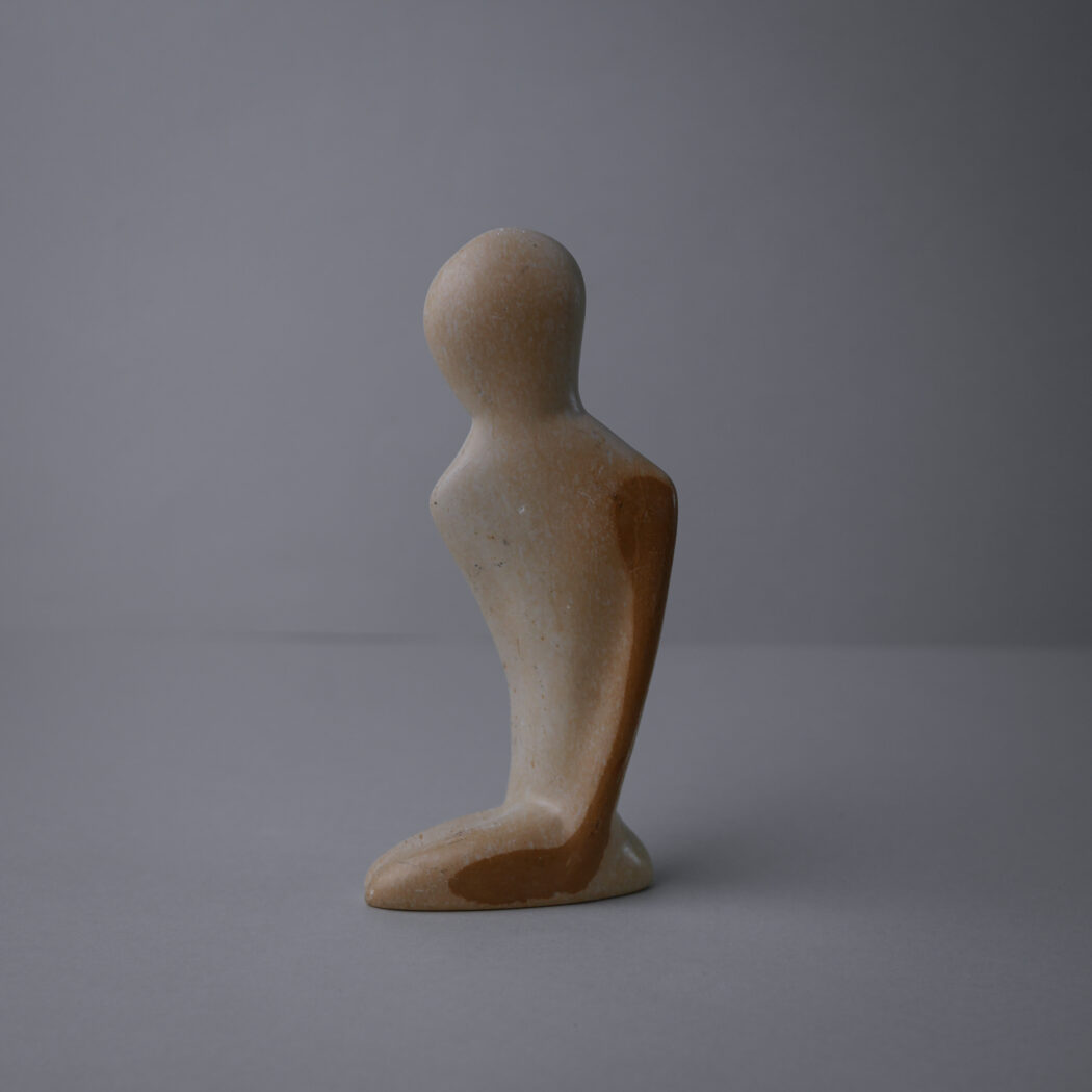 Beige Figur i Fedtsten 1