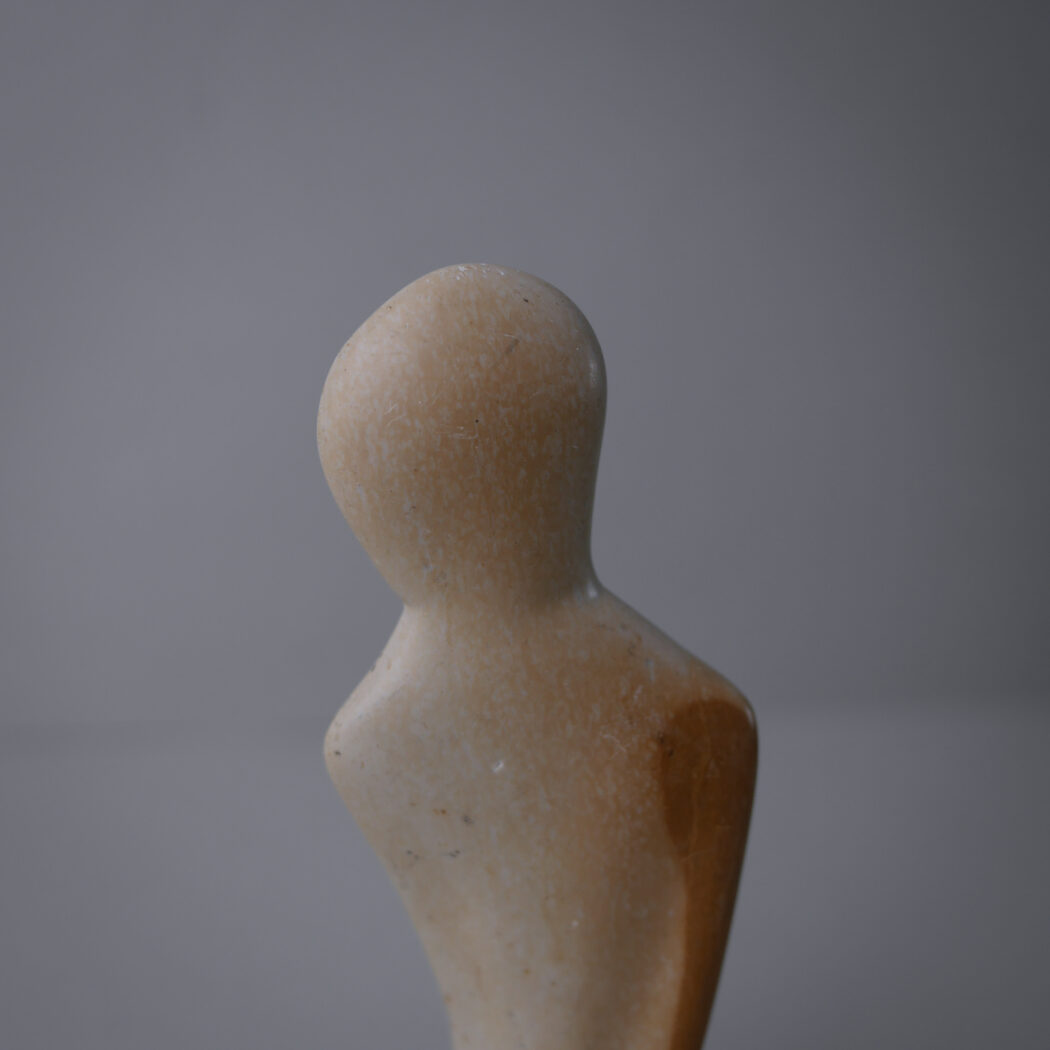 Beige Figur i Fedtsten 2