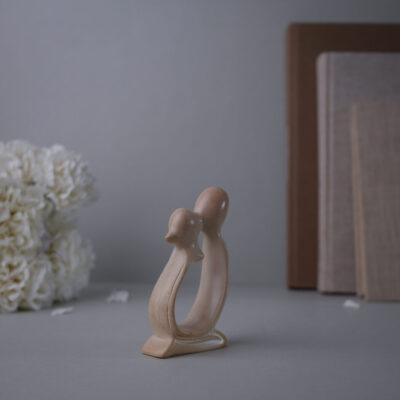 Lille Beige Fedtstensfigur