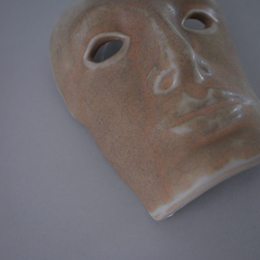 Beige Keramik Maske 3