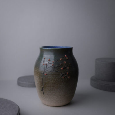 Håndlavet Grøn Vase med Træ