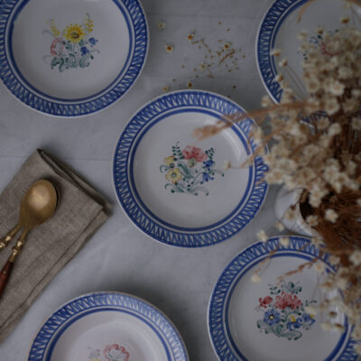Dybe Keramik Tallerkner med Blomster, 5 stk.