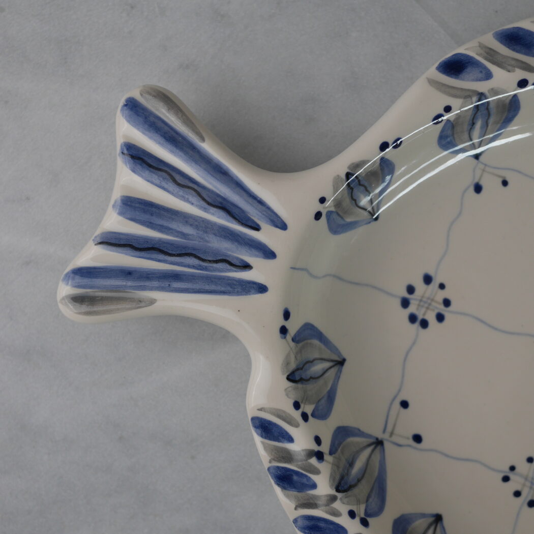 Fiskefad med Blå Dekorationer (ITU) 4