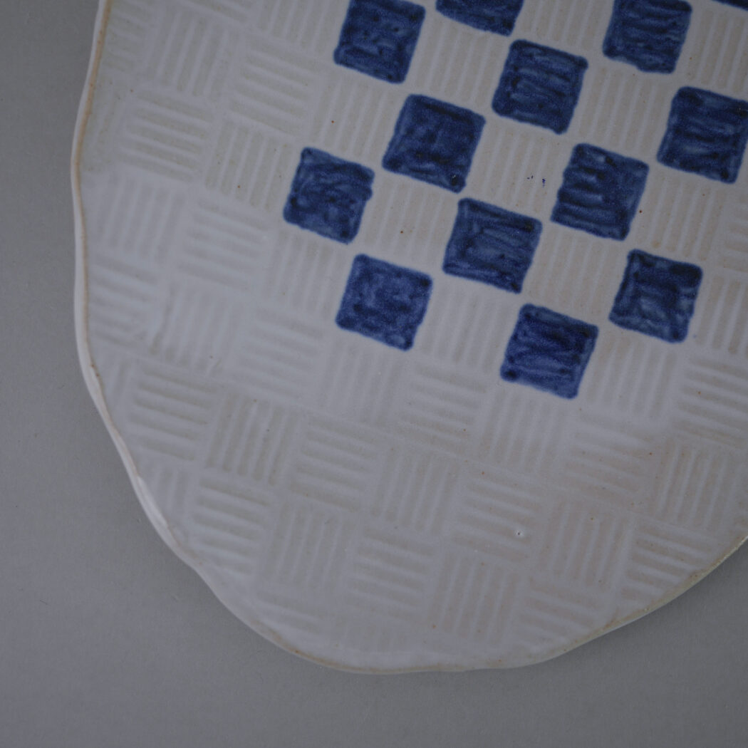 Ovalt Relief med Blå Tern 3