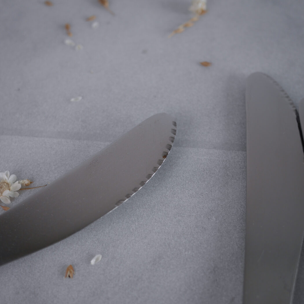 Knive med Hvide Perlemorsskafter, 5 stk. 7