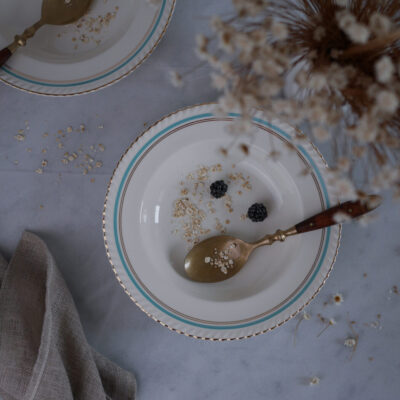 Dekorative Dybe Tallerkner med Guldkant, 5 stk.