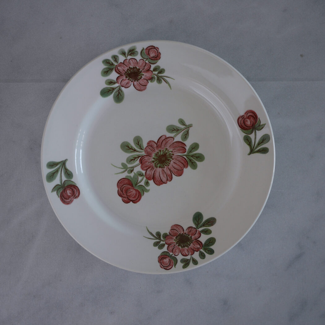 Hvide Tallerkner med Rosa Blomster, 6 stk. 1