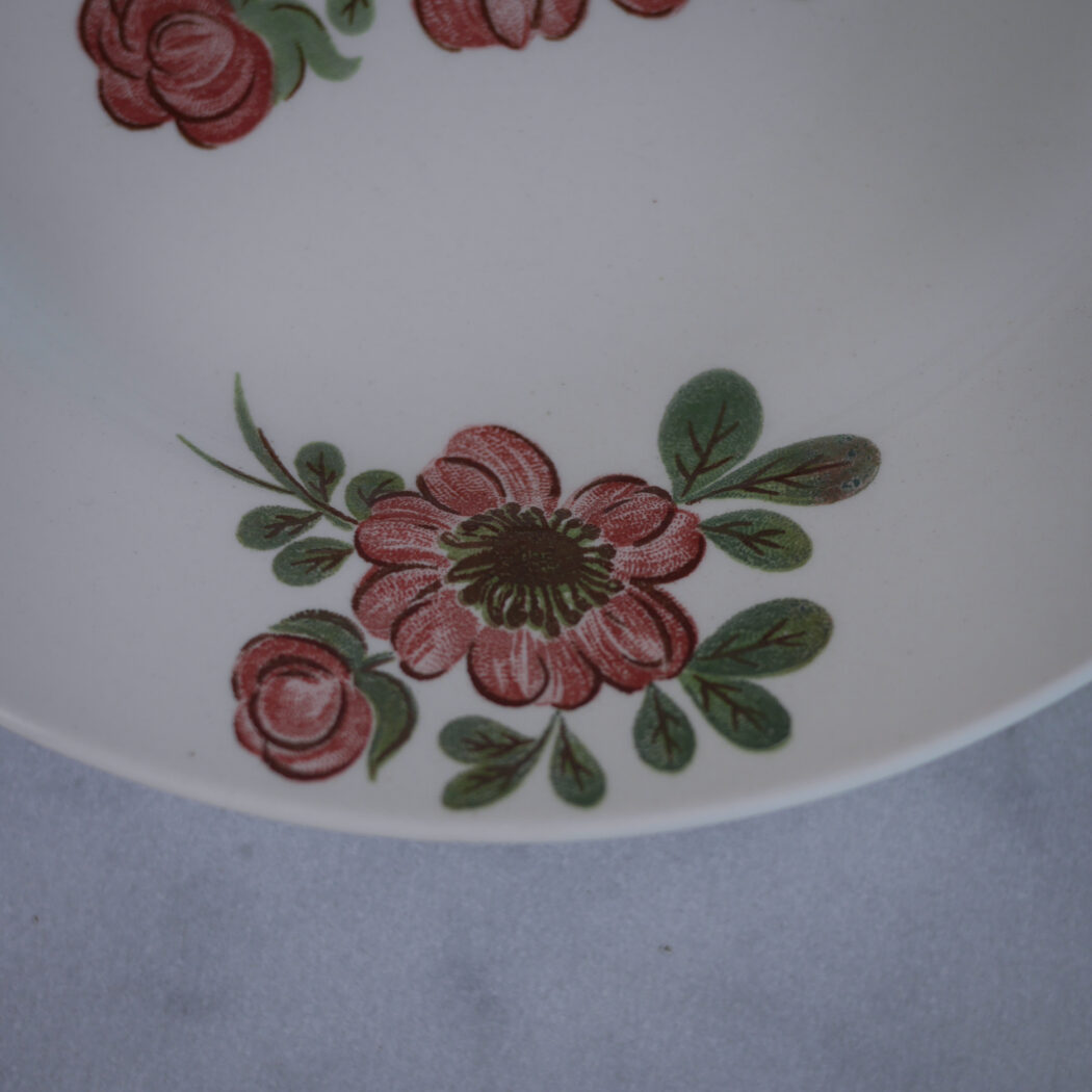 Hvide Tallerkner med Rosa Blomster, 6 stk. 3