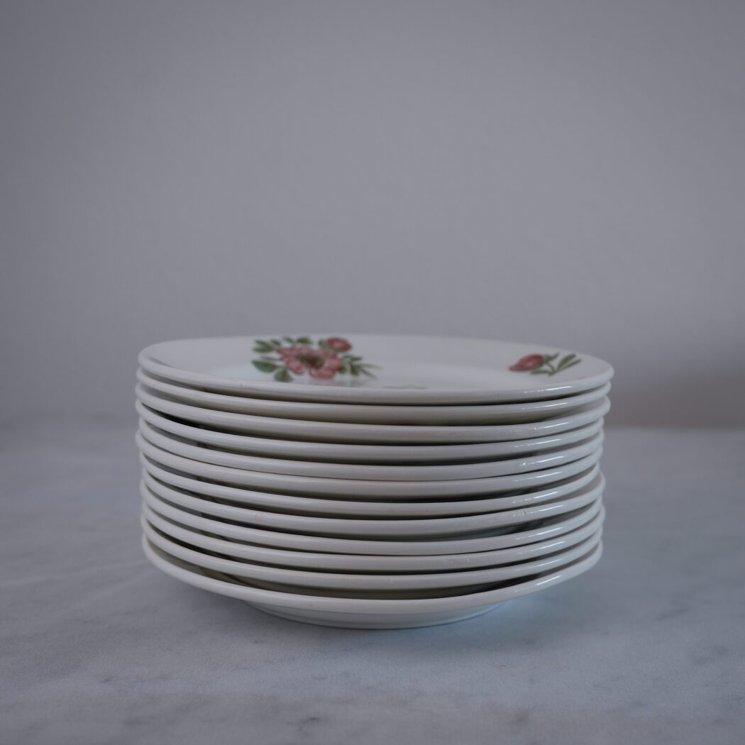 Hvide Tallerkner med Rosa Blomster, 6 stk. 4