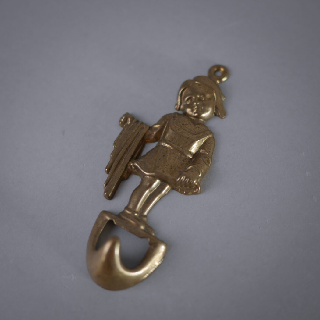 Lille Pige Messing Knage 4