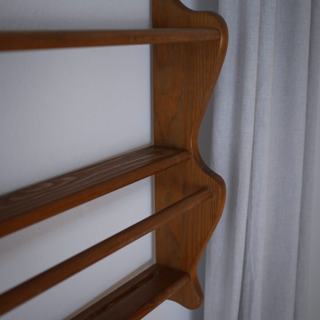 Tallerkenrække i Træ med Hylde 4