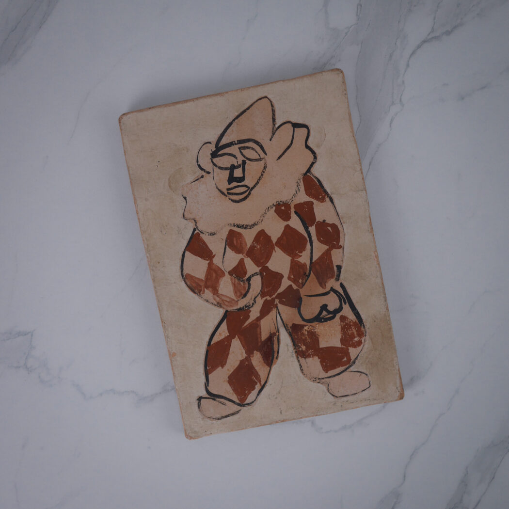 Beige Relief med Klovne Motiv 1