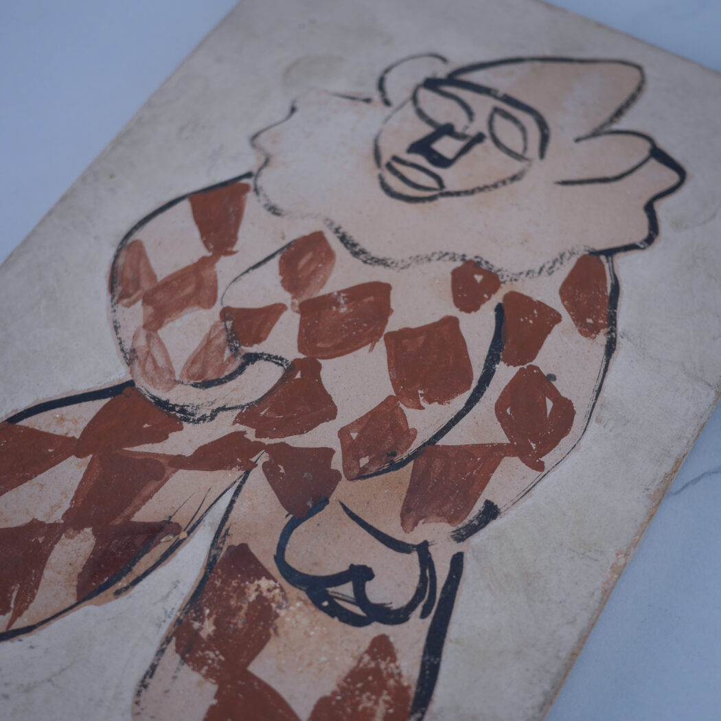 Beige Relief med Klovne Motiv 5