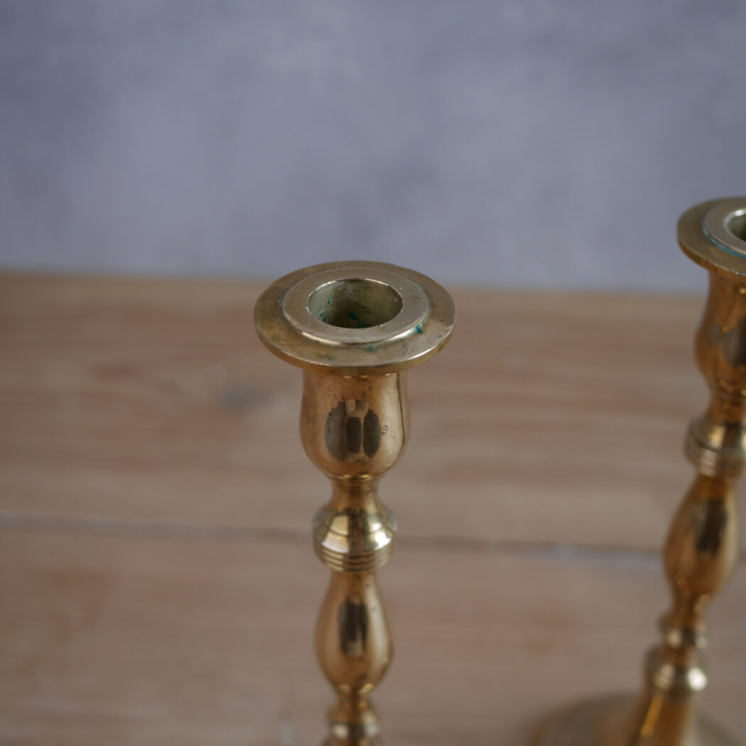 Elegante Høje Messing Lysestager, 2 stk. 3