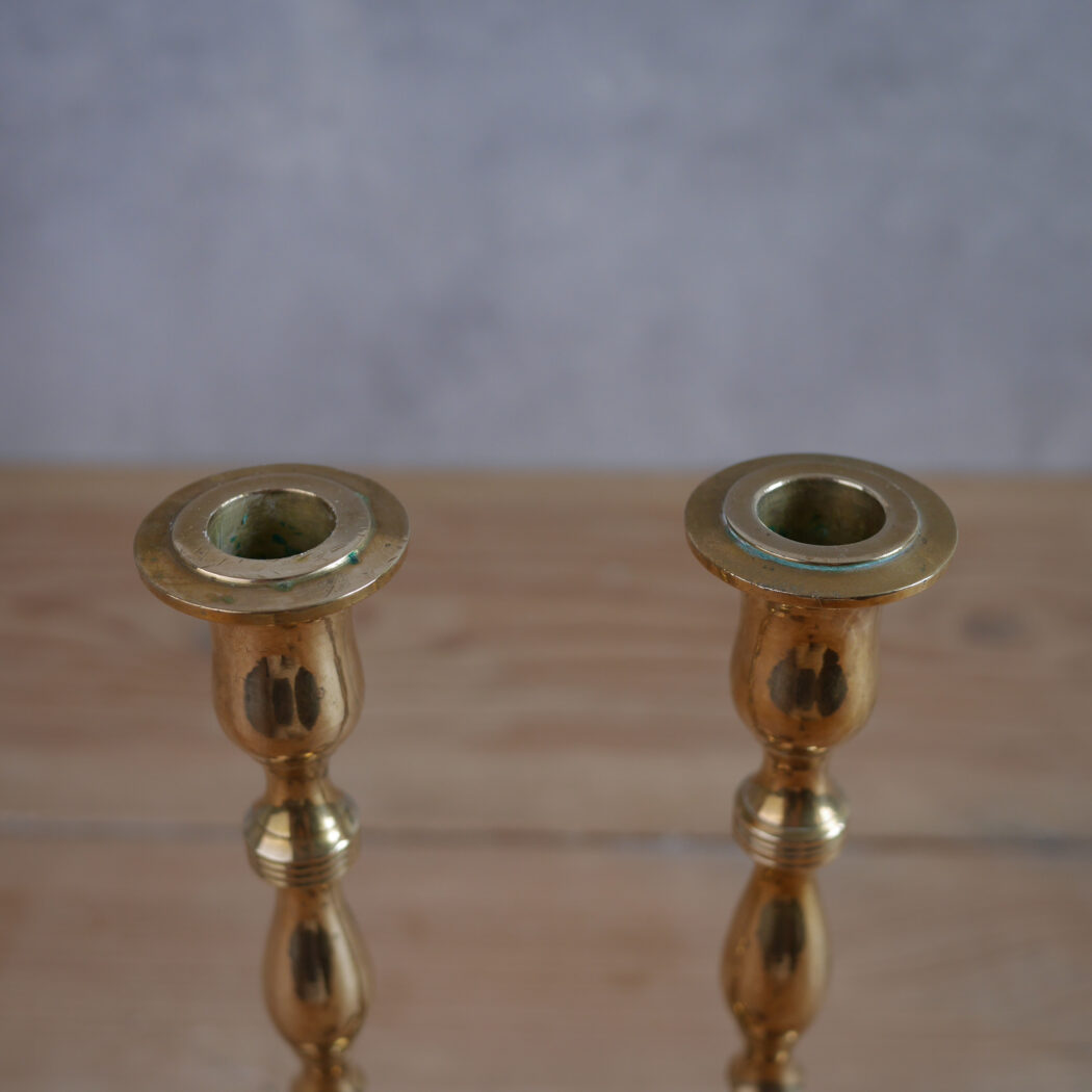 Elegante Høje Messing Lysestager, 2 stk. 4