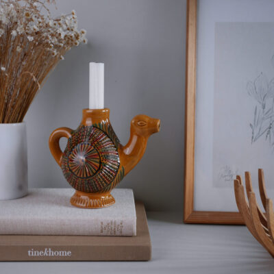 Farverig Kamel Lysestage