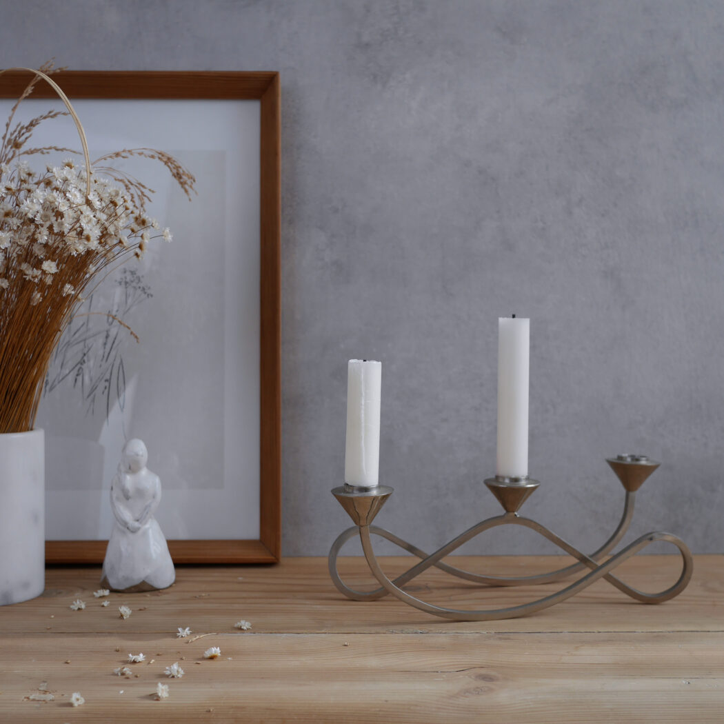 Swirl Metal Stage til Tre Lys