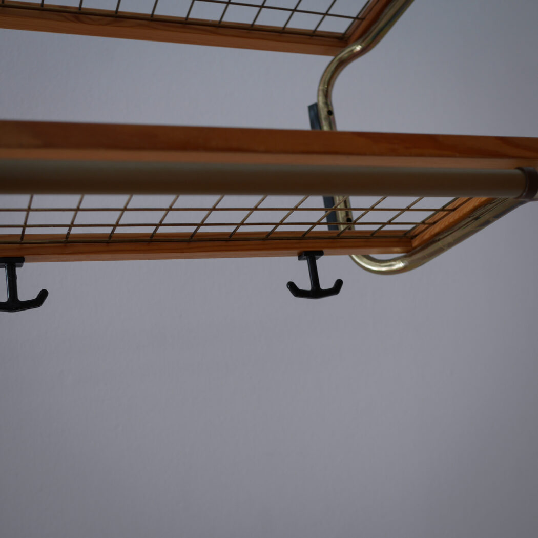 Retro Hattehylde med Messing detaljer 14