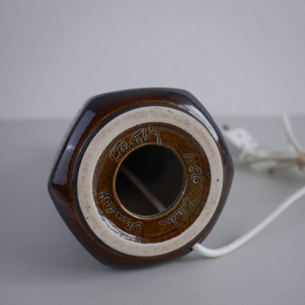 Blå Lampe i Keramik med Beige Skærm 5