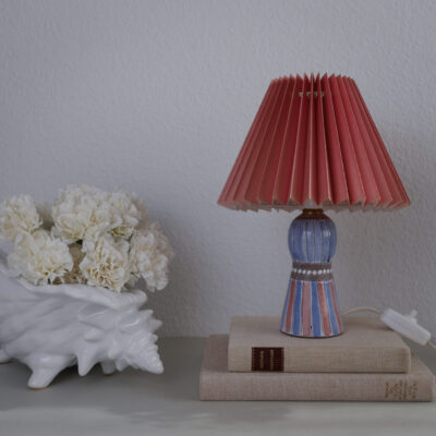 Lille Stribet Keramik Lampe inkl. Skærm