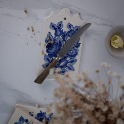 Smørbræt med Blå Blomster