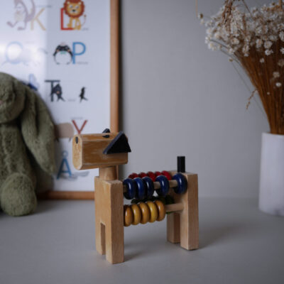 Retro Baby Legetøjshund i Træ