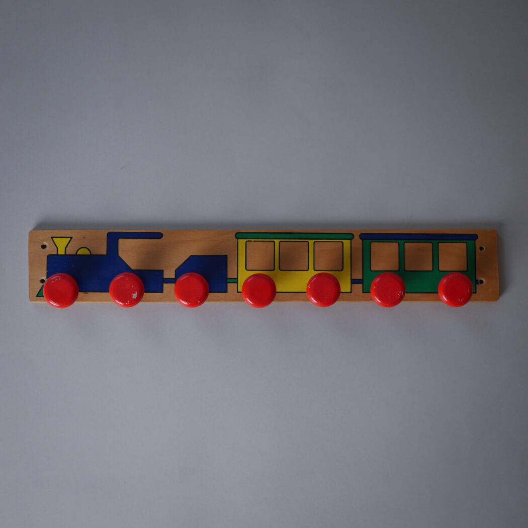 Retro Børne Tog Knagerække 1