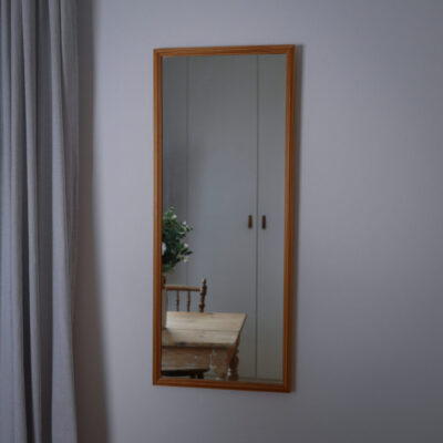 Smalt Spejl med Træramme