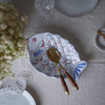 Lille Farverigt Fiskefad