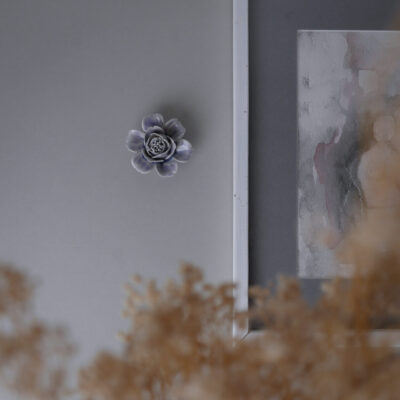 Lille Lilla Blomst til Væggen