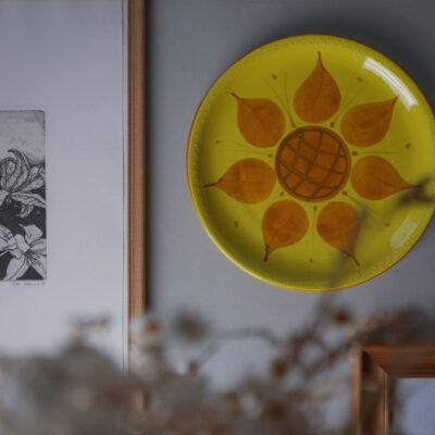 Gul Platte med Solsikke