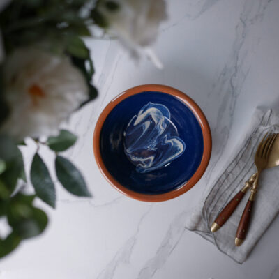 Keramikskål med Blå & Hvid Glasur