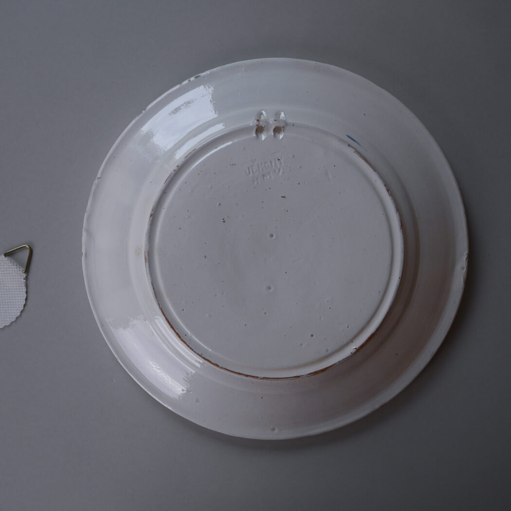 Hvid Vintage Platte med Blå Dekorationer 5