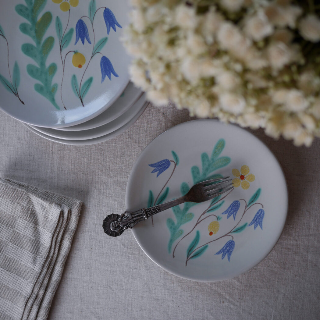 Små Tallerkner med Forårsblomster, 6 stk.