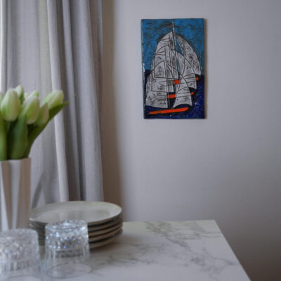 Stort Blå Relief med Skib