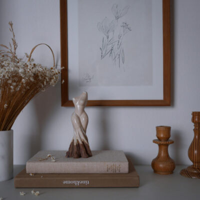 Beige Keramik Kvinde