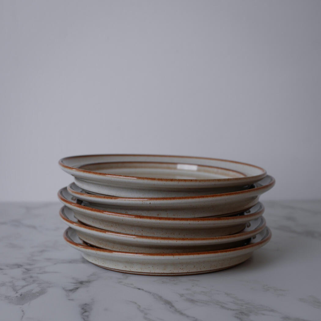 Beige Tallerkner med Nistre, 5 stk. 1