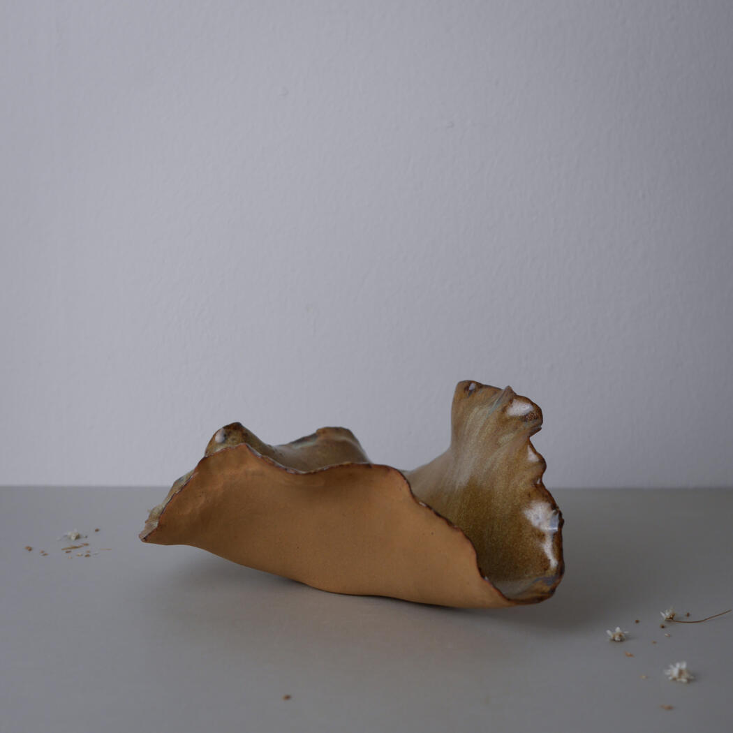 Skulpturelt Håndlavet Keramikfad 2