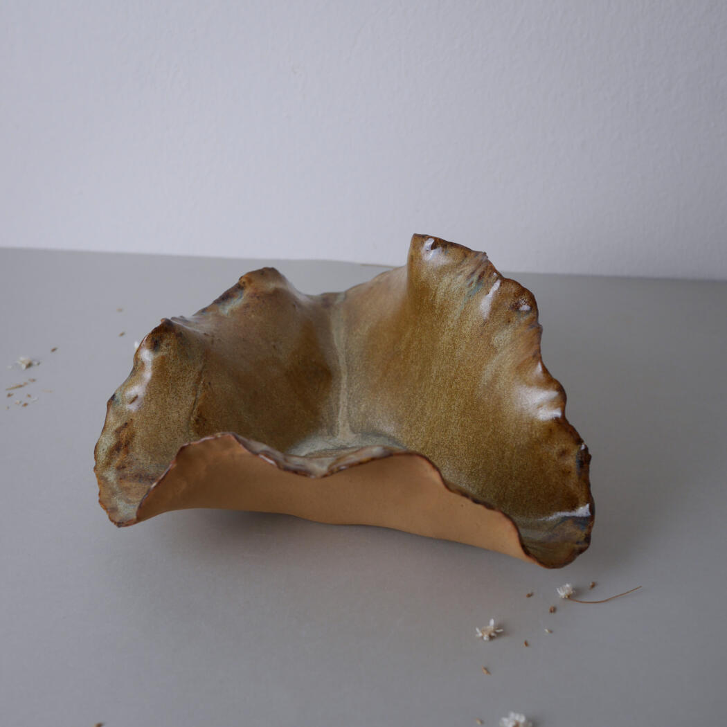 Skulpturelt Håndlavet Keramikfad 5