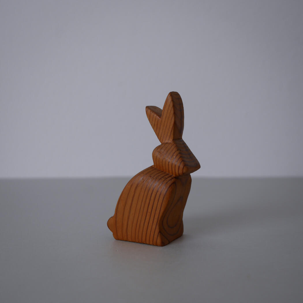 Lille Kaninfigur i Træ 1