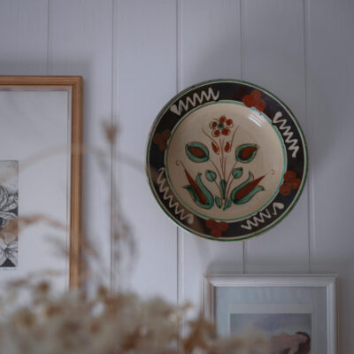 Dyb Vintage Platte med Grøn Blomst