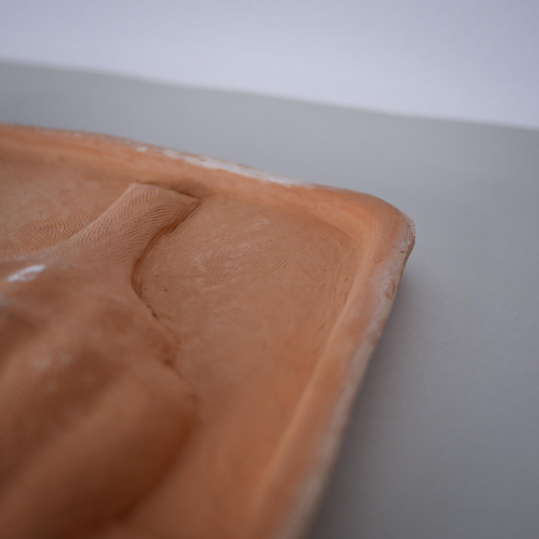 Ler Relief med Stilleben 5