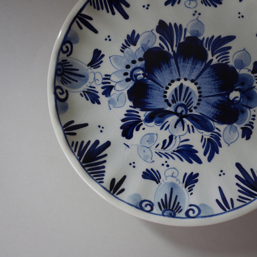 Lille Håndmalet Porcelænsplatte 3