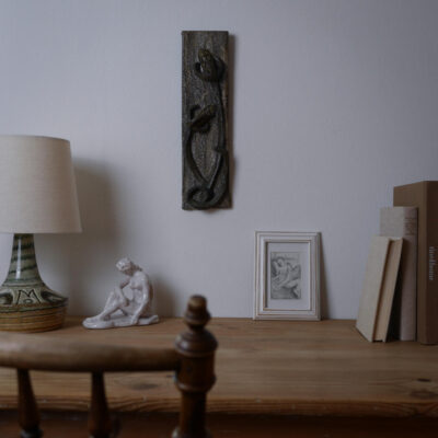 Højt Relief med Abstrakt Blomst