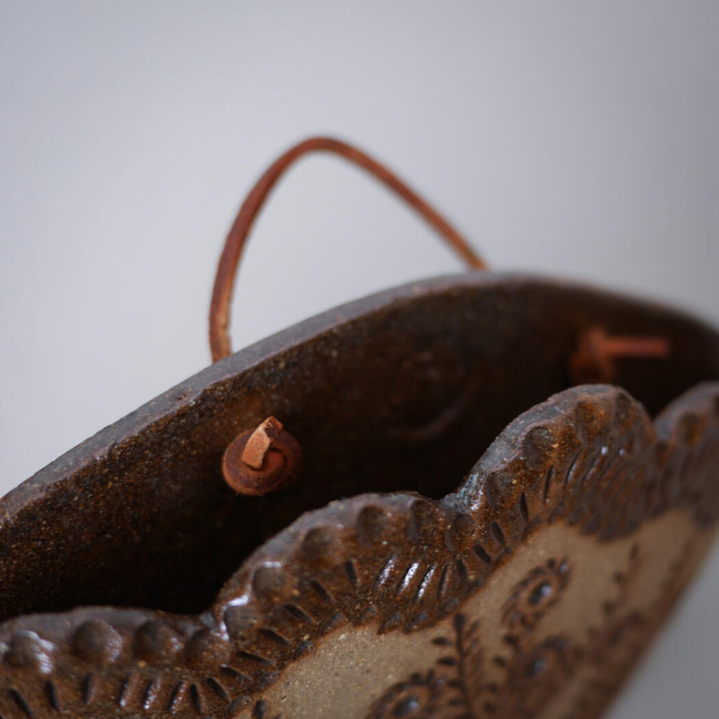 Brun Keramik Vægdekoration med Blomster 6