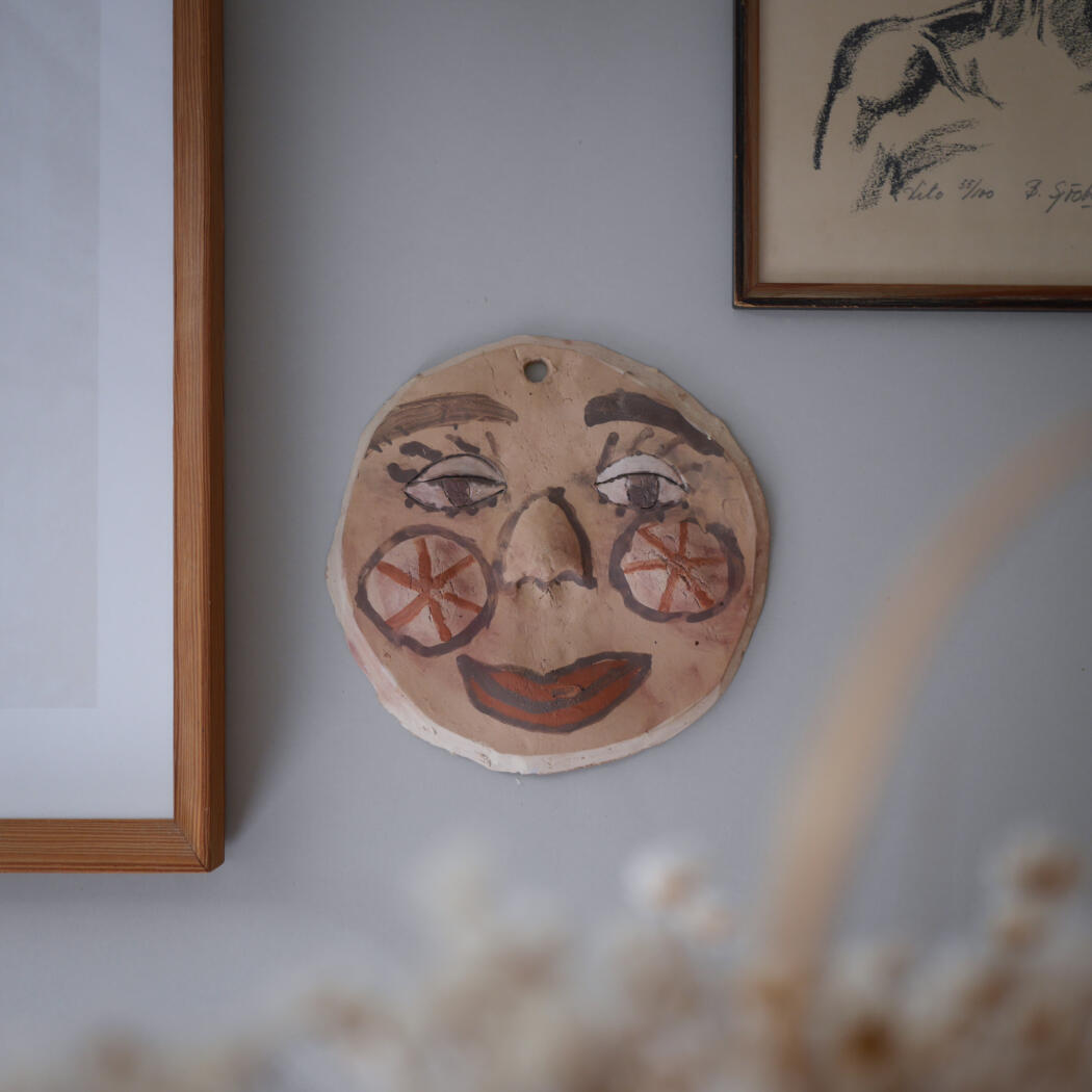 Rund Håndlavet Keramik Maske